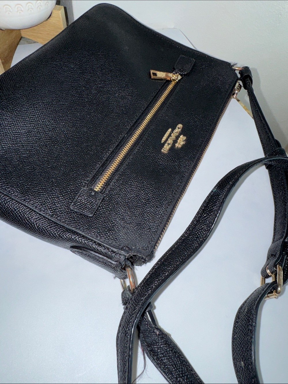Coach Rowan File Bag REHAB NEEDS REPAIR - AS IS LISTING